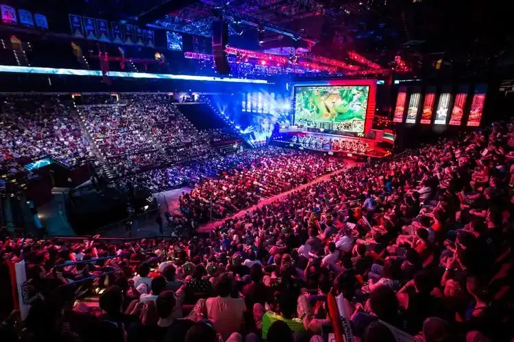 LCS: DIG vs TLAW